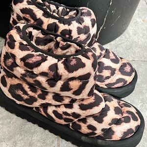Leopard Print Women's puffer boots
